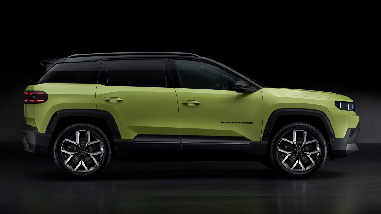 Jeep Compass - side